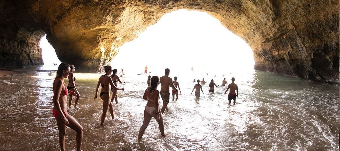 Día de Playa - Praia Benagil (Magic Cave)